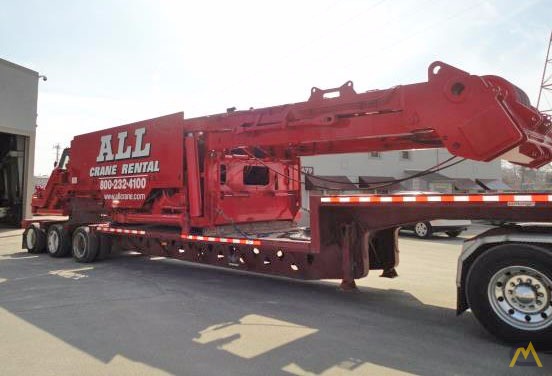 2001 Manitowoc 2250 300-Ton Lattice Boom Crawler Crane 0