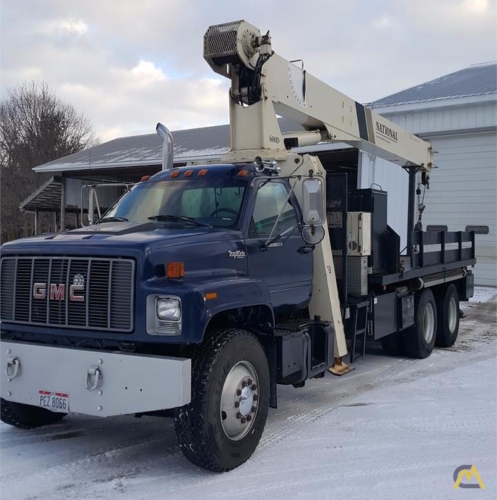 2001 NATIONAL 685D 2