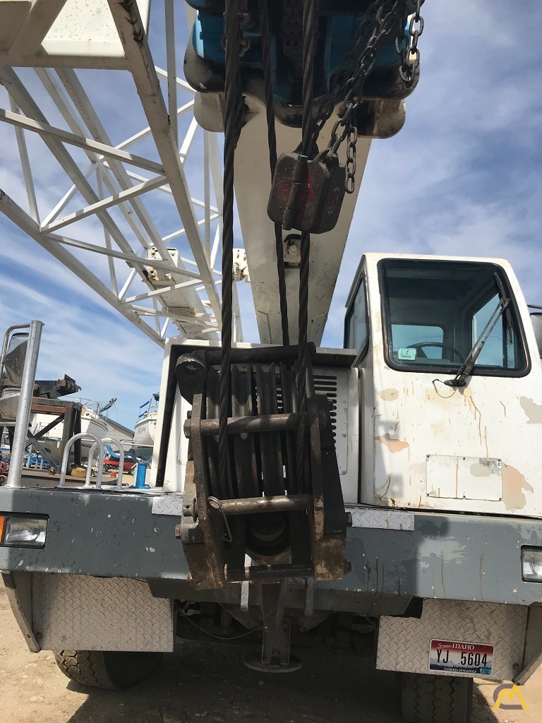 Terex T 340XL 40-ton Telescopic Boom Hydraulic Truck Crane; CranesList ID: 670 5