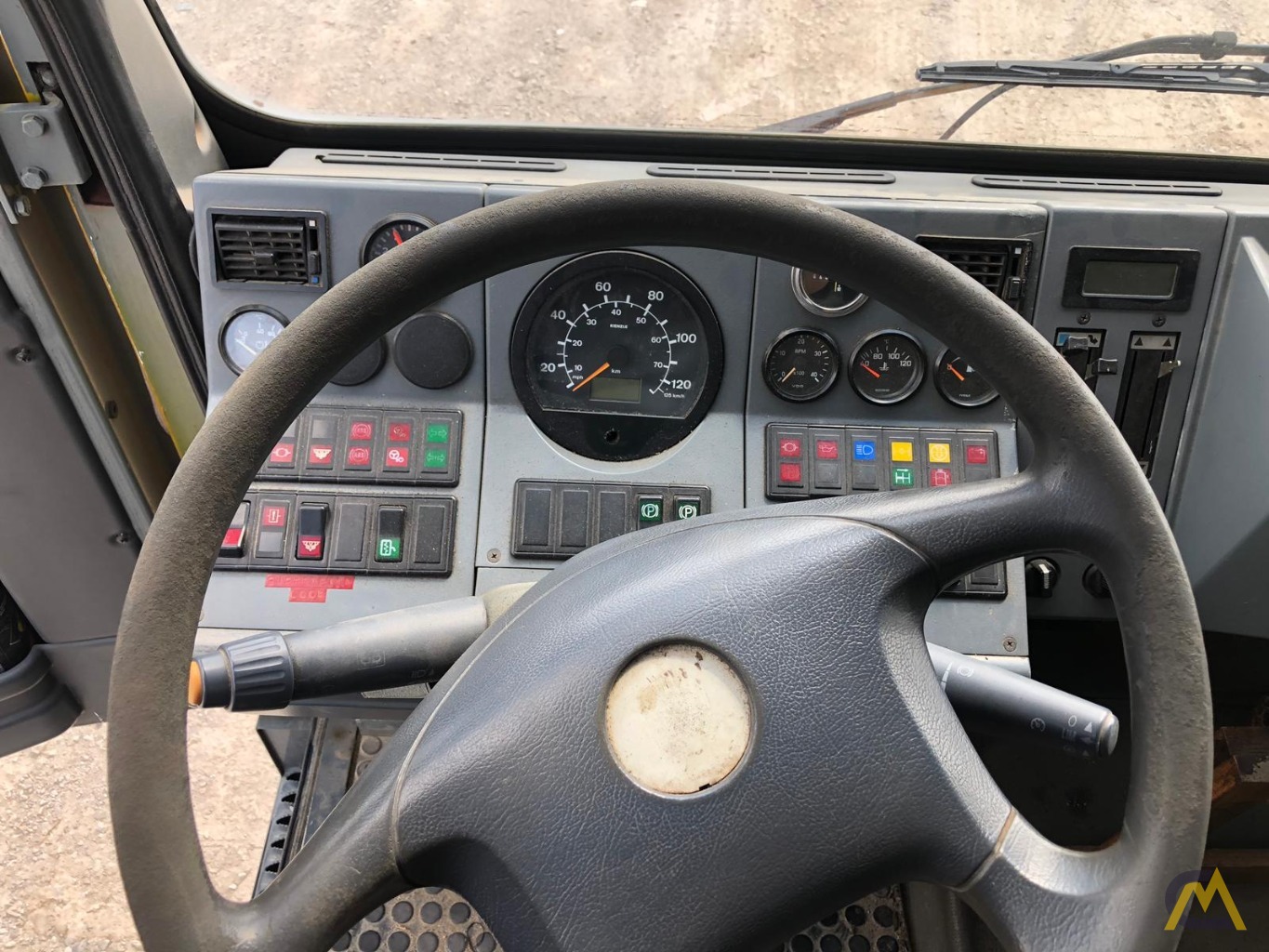 Grove GMK5120B 120-Ton (100 Metric Ton) All Terrain Crane 8