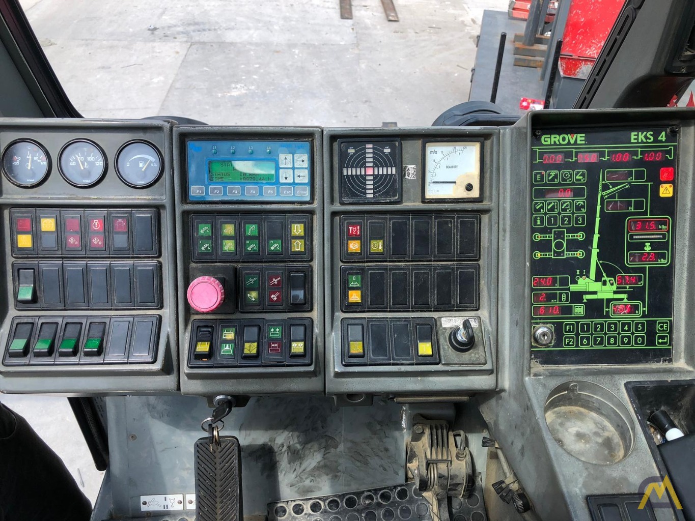 Grove GMK5120B 120-Ton (100 Metric Ton) All Terrain Crane 13