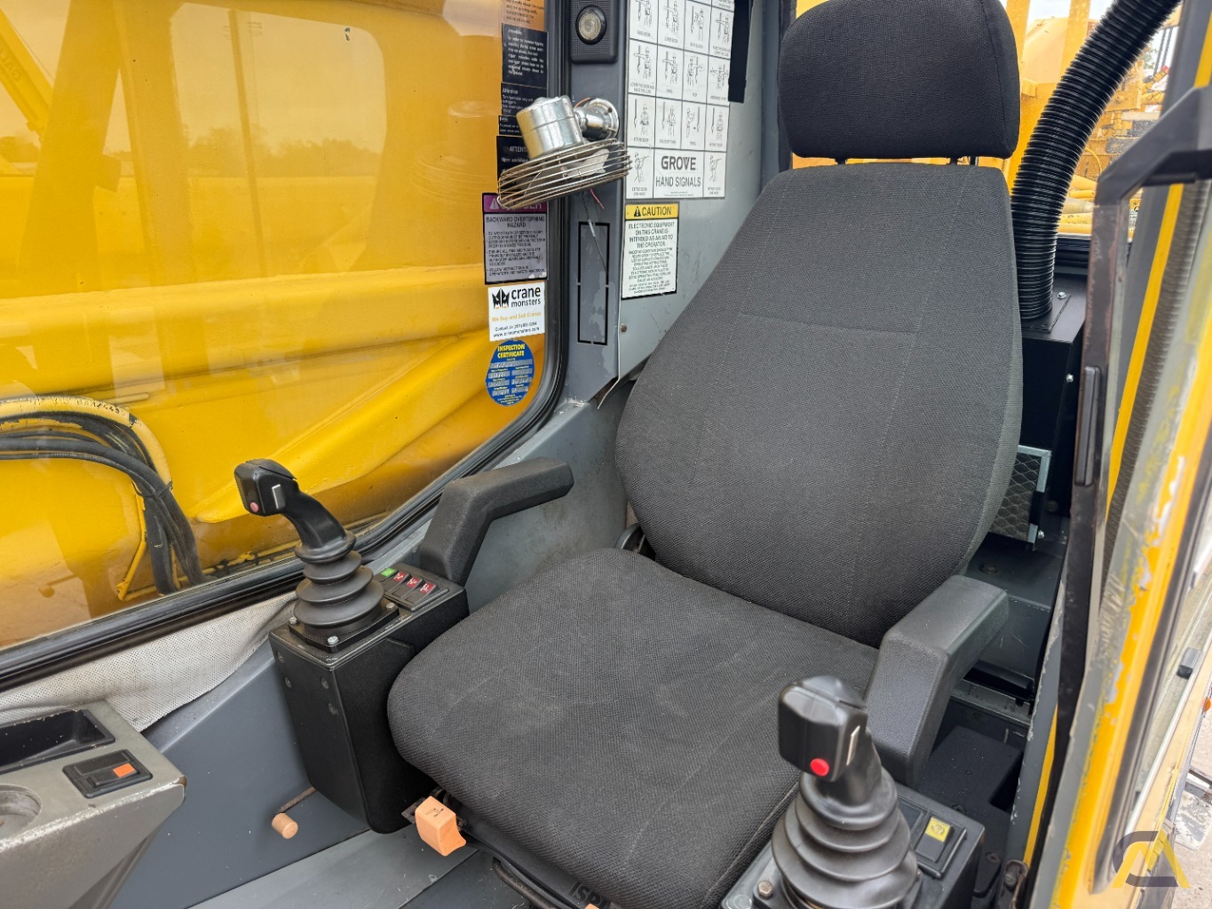 Grove GMK5240 All Terrain Crane 33