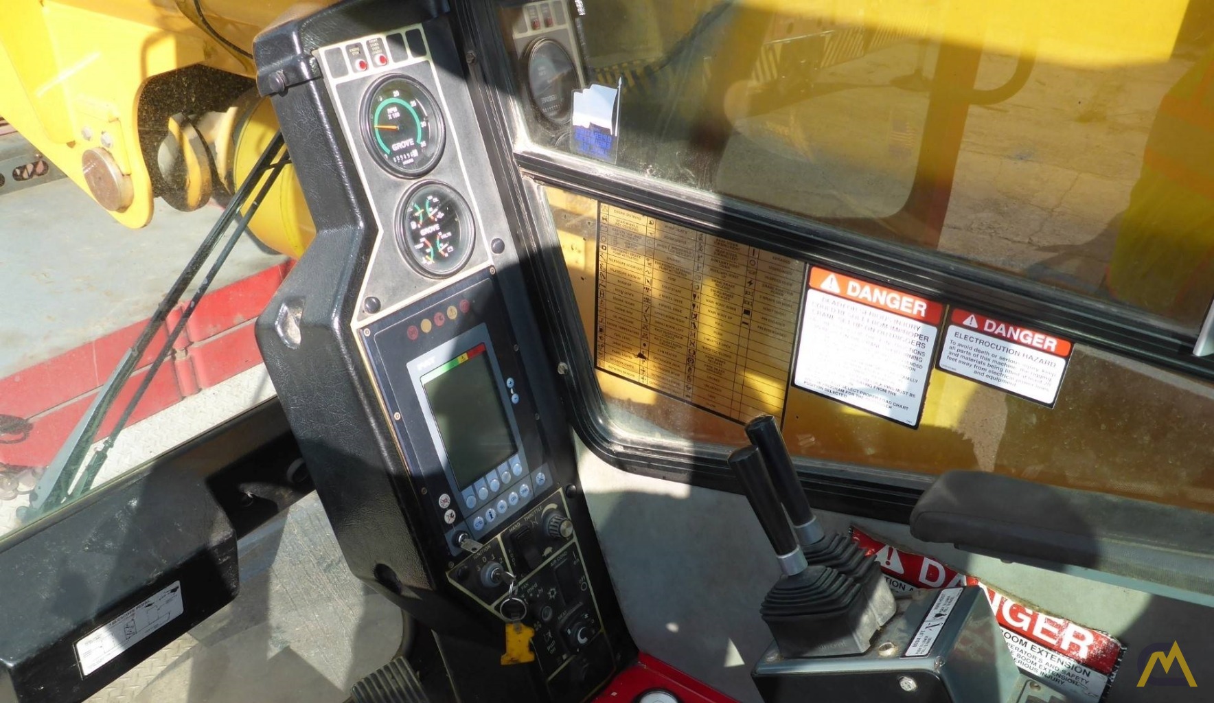 2002 Grove TMS700E 60-Ton Hydraulic Truck Crane; CranesList ID: 511 40