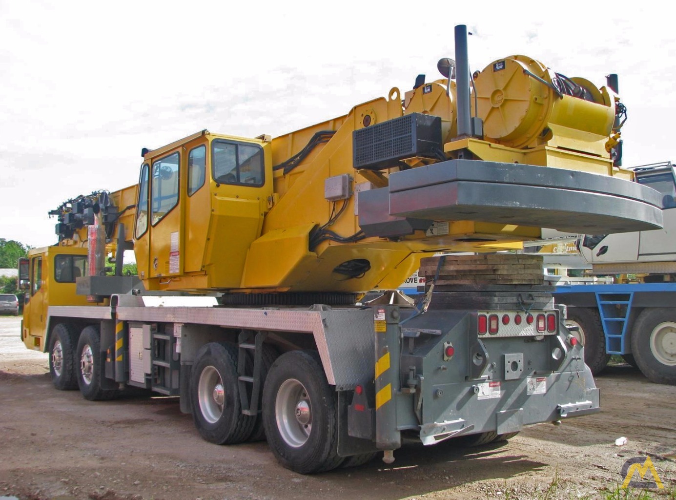 2002 GROVE TMS875C 3