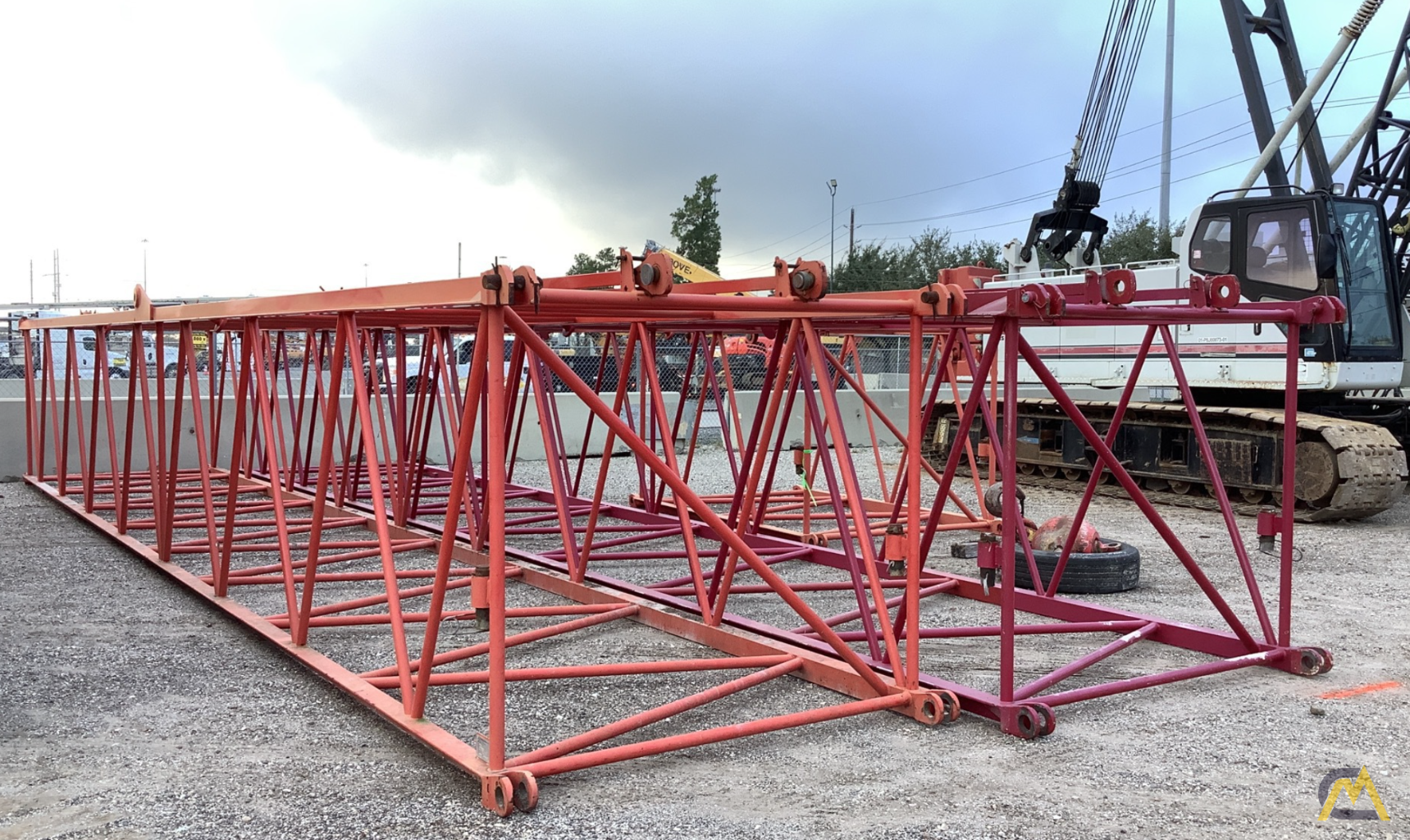 2002 Manitowoc 555 Series 1&2 150-Ton Lattice Boom Crawler Crane; CranesList ID: 776 8