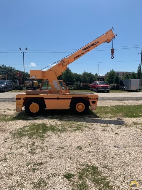 2000 Broderson IC-80-3F 9-Ton Carry Deck Crane 1