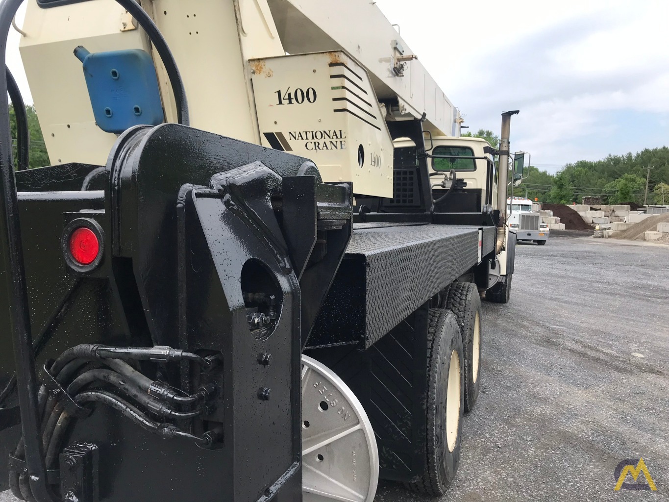 2004 National 14127 33-Ton Boom Truck - Immediately Available 9
