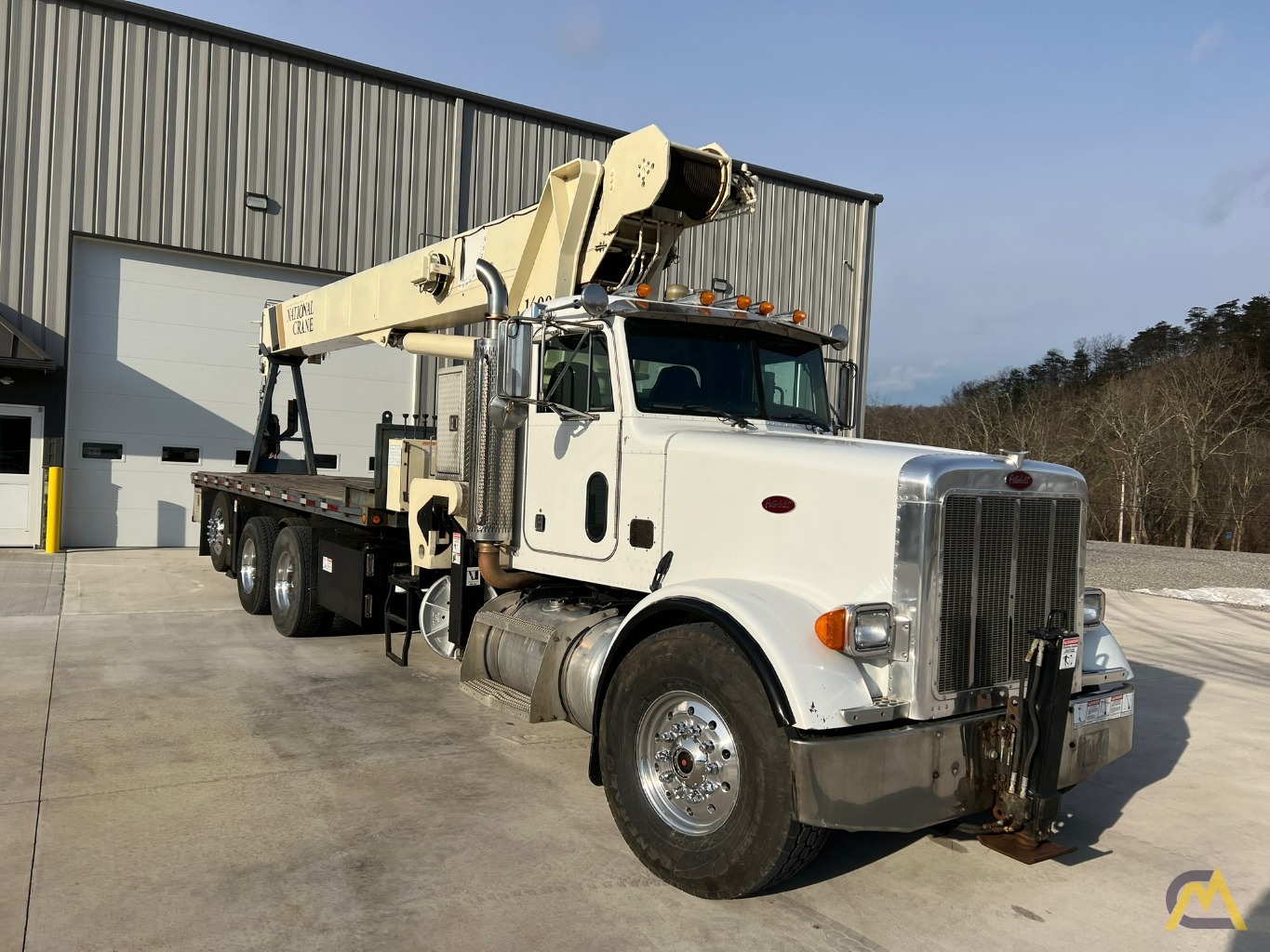 2004 National 14127H (1400H Series) 33-Ton Boom Truck Crane 1