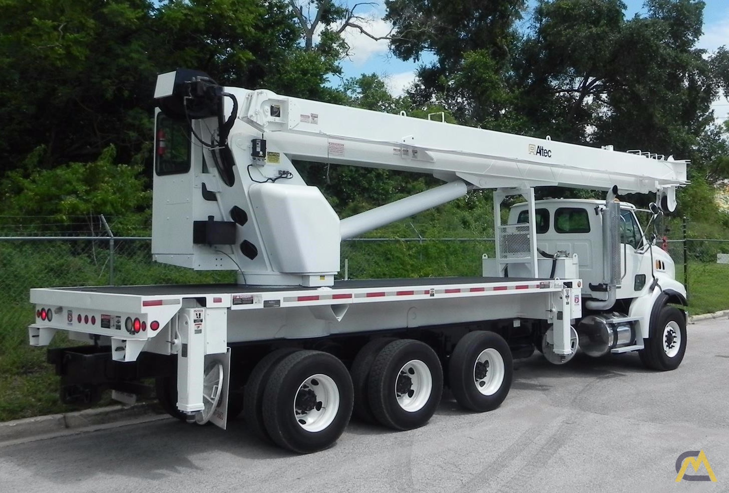 2005 ALTEC AC38-127S 3