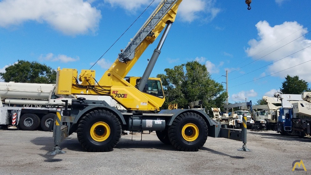 2005 Grove RT760E 60-Ton Rough Terrain Crane 5