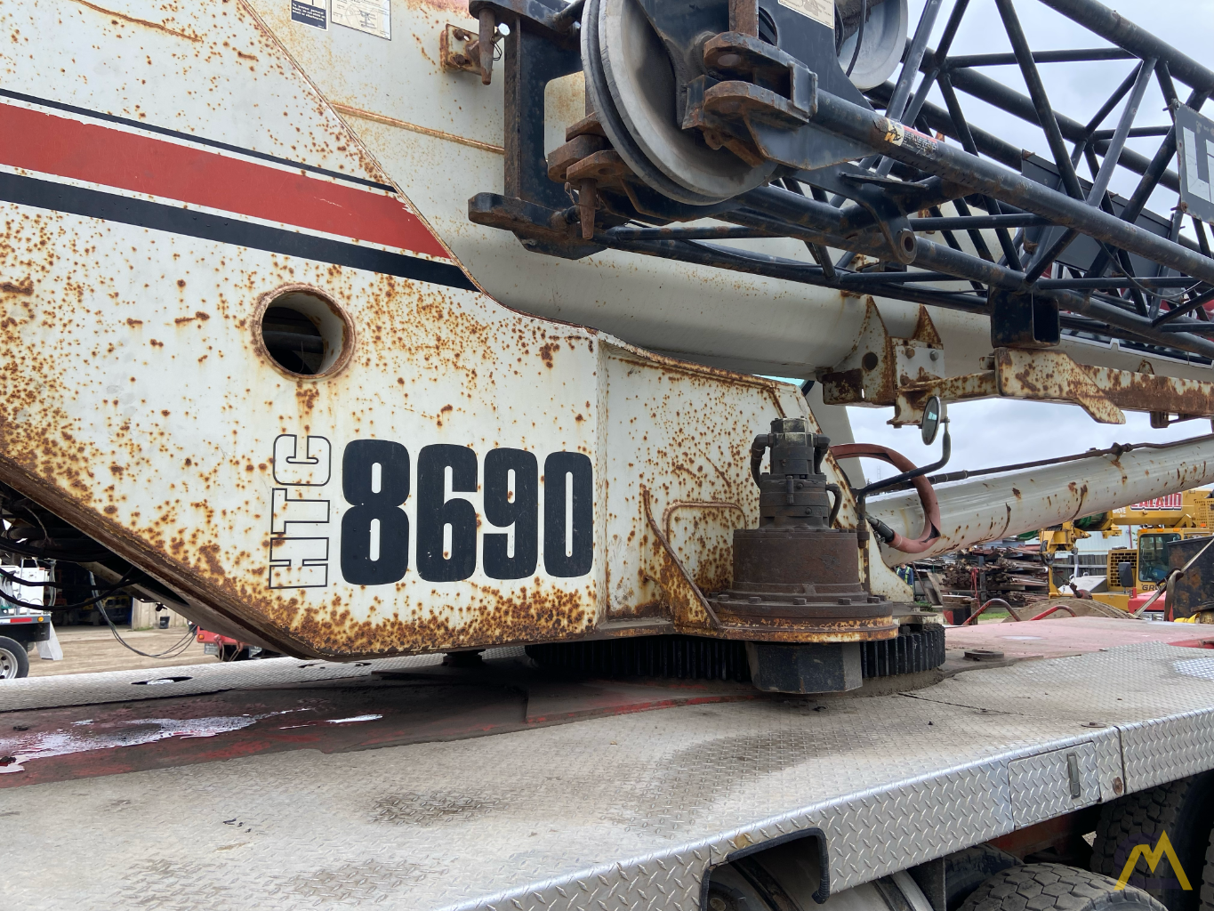 Link-Belt HTC-8690 Telescopic Boom Hydraulic Truck Crane - CranesList ID: 1002 8