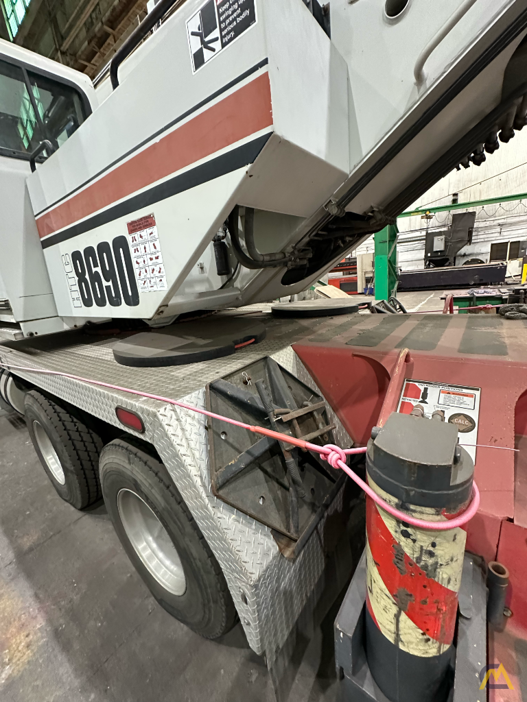 2005 Link-Belt HTC-8690 90t Telescopic Hydraulic Truck Crane - CranesList ID: 1073 20