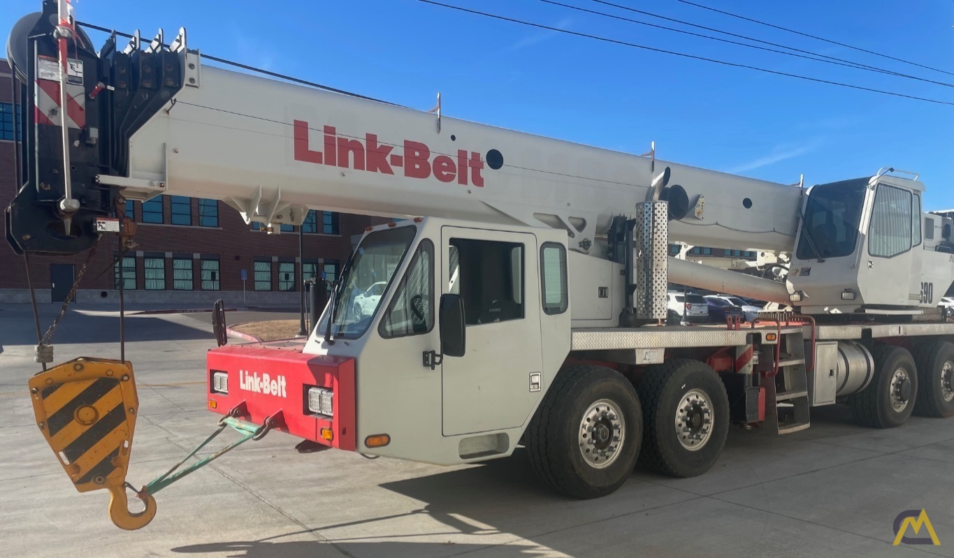 2005 Link-Belt HTT-8690 90-Ton Hydraulic Truck Crane 0