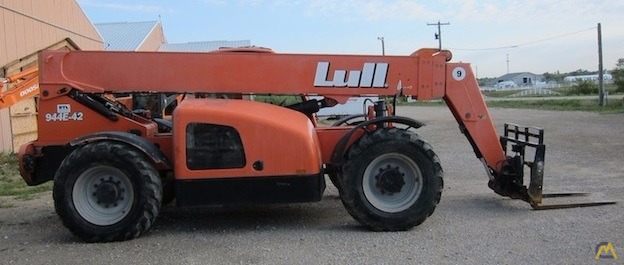 2005 LULL 944E-42 FORKLIFT 4