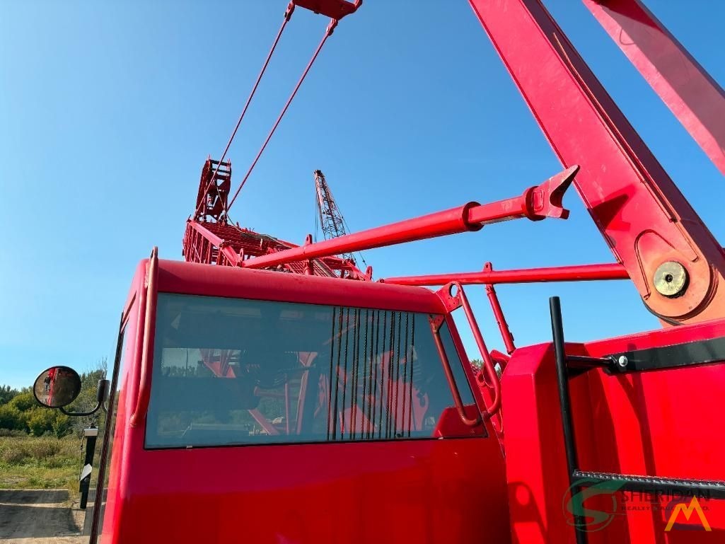 SOLD - 2005 Manitowoc 555 Lattice Boom Crawler Crane 12