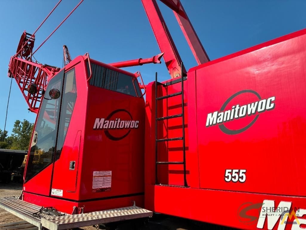 SOLD - 2005 Manitowoc 555 Lattice Boom Crawler Crane 73