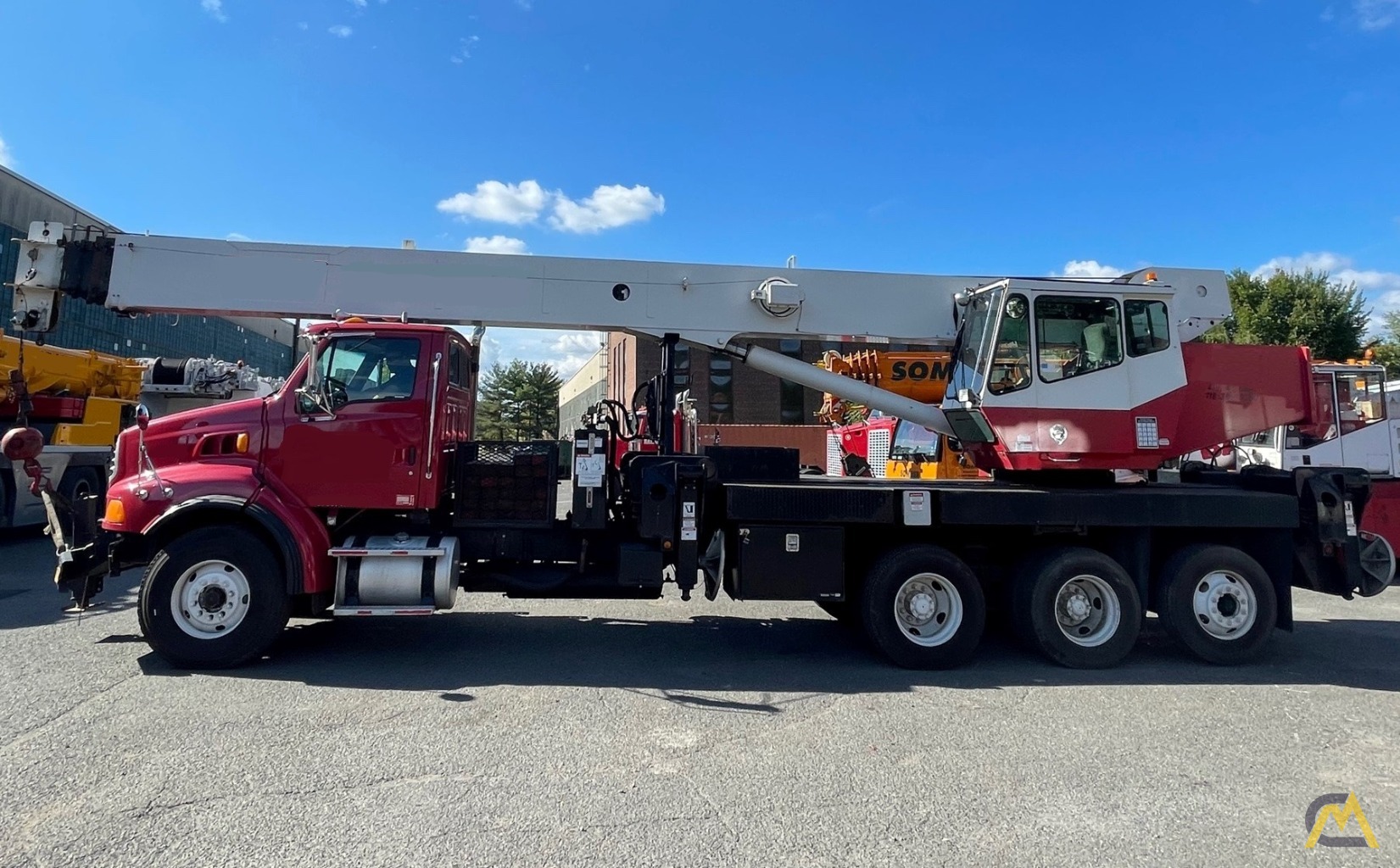 2005 National 18142 40-Ton Boom Truck Crane 2