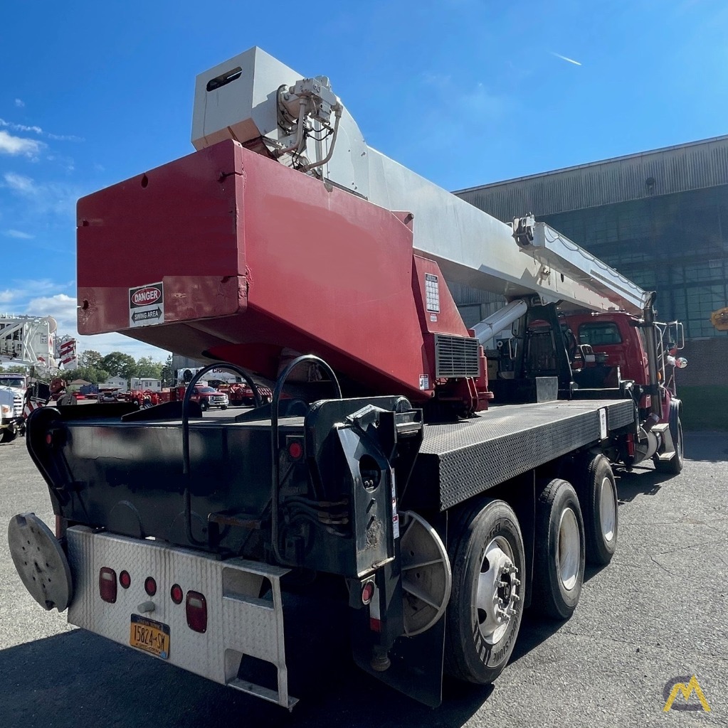 2005 National 18142 40-Ton Boom Truck Crane 6