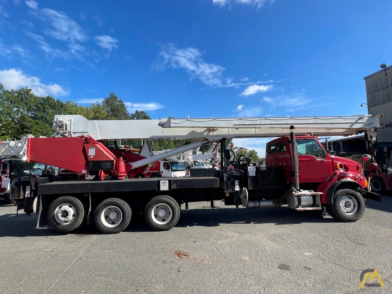 2005 National 18142 40-Ton Boom Truck Crane 7