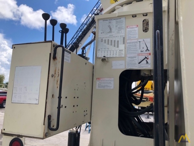 2005 National 9103A 26-Ton Boom Truck Crane 6