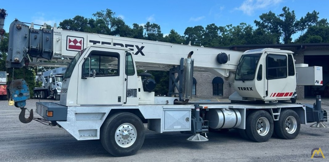 2005 Terex T 340 Telescopic Boom Truck Crane 0