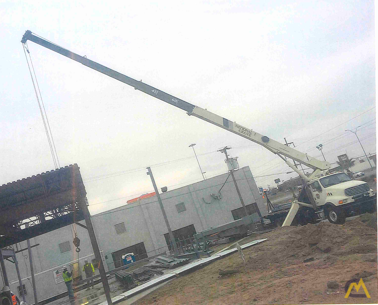 2006-2007 National 11105 28 Ton Boom Truck Crane on Sterling  - CranesList ID: 1050 2