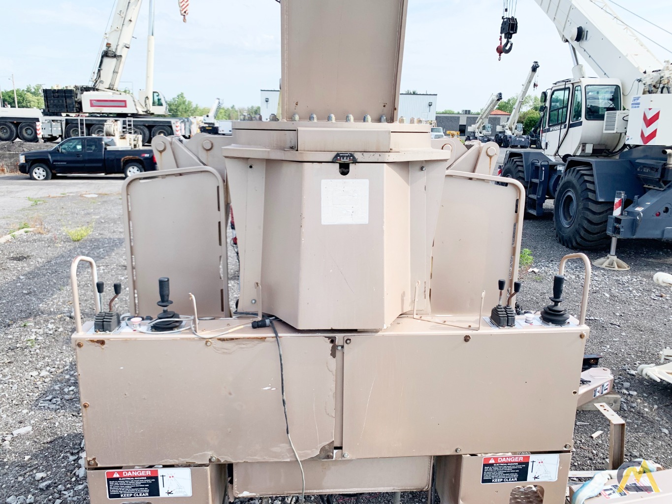 2006 Altec AC18-70B 18-Ton Boom Truck Crane (Unmounted) 3