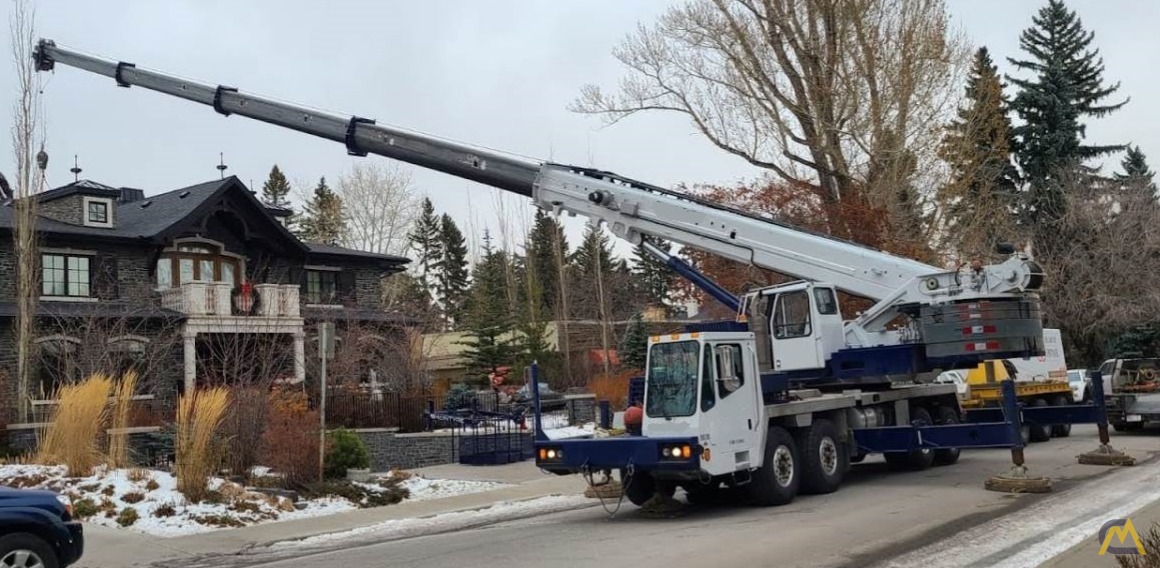 2006 Grove TMS900E 90-Ton Telescopic Truck Crane 0