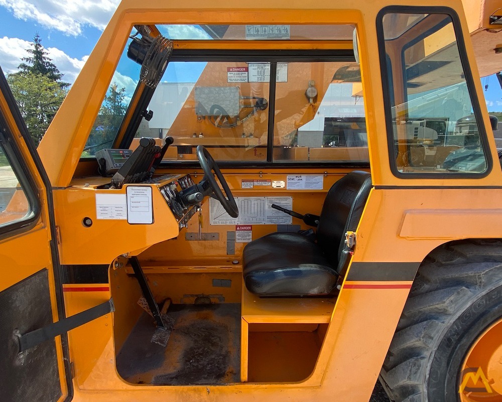 2006 Broderson IC-200-3F 15-Ton Carry Deck Crane 9