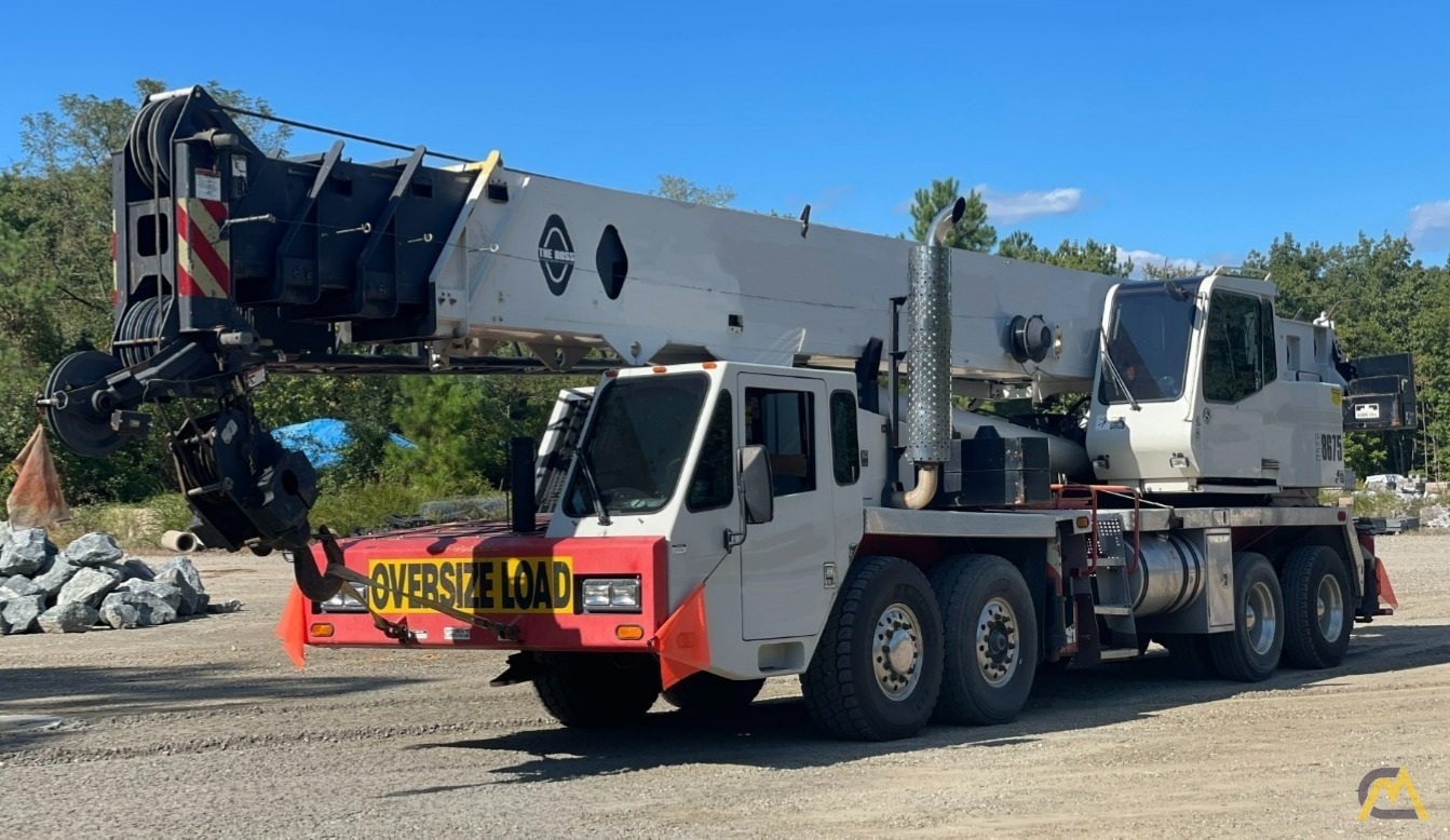 2006 Link-Belt HTC-8675 75-Ton Hydraulic Truck Crane 0