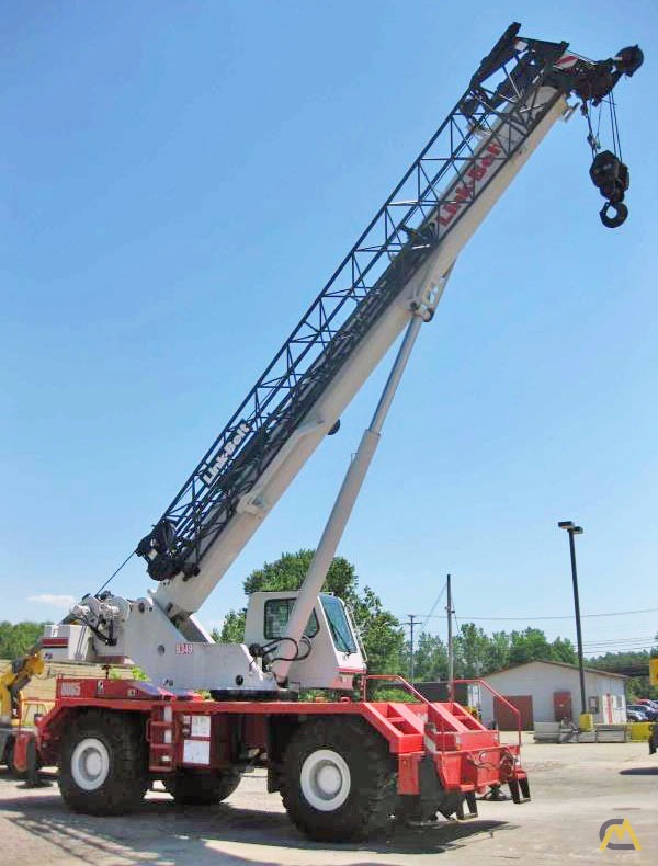 Link-Belt RTC-8065 II 65-Ton Rough Terrain Crane 3