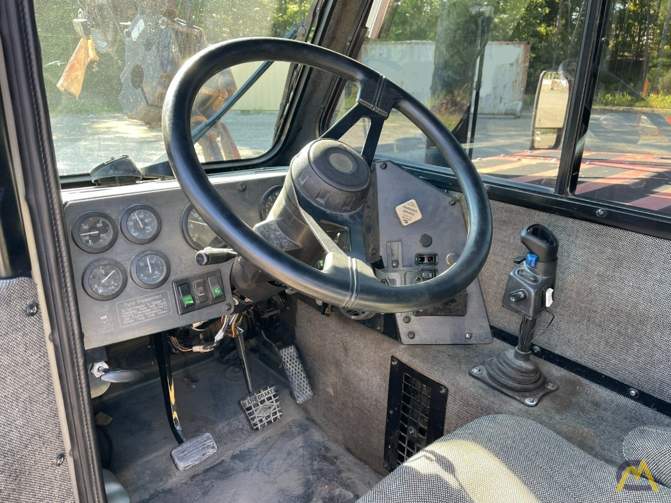 2006 Link-Belt HTC-8675 75-Ton Hydraulic Truck Crane 34