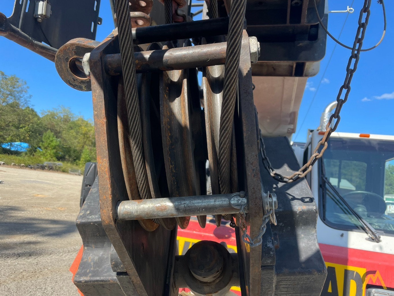 2006 Link-Belt HTC-8675 75-Ton Hydraulic Truck Crane 15
