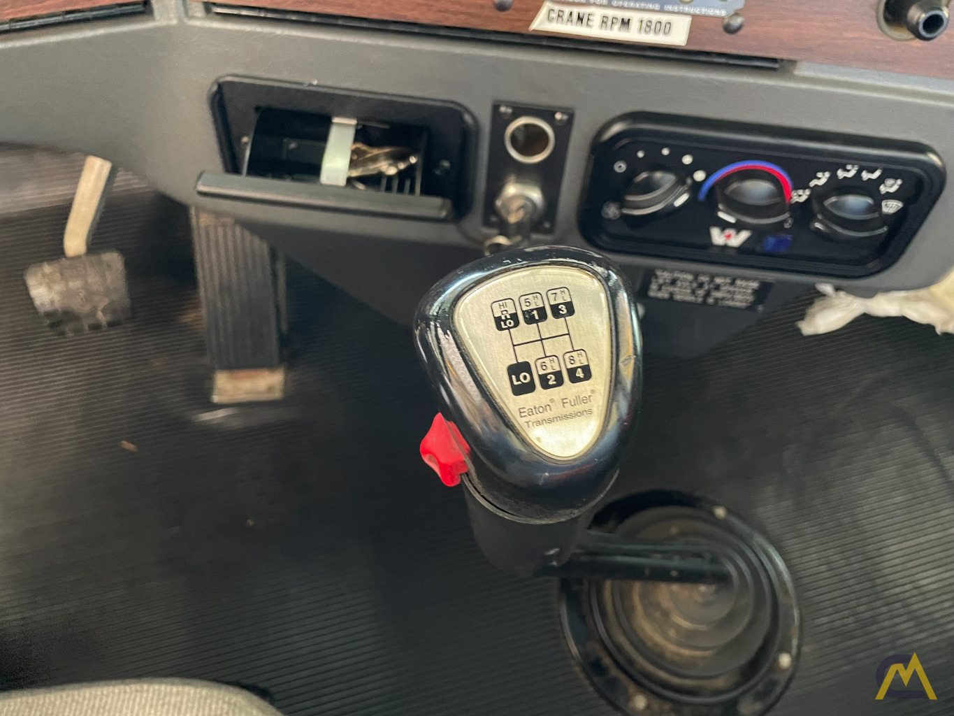 2006 National 18127 40-Ton Boom Truck Crane 22