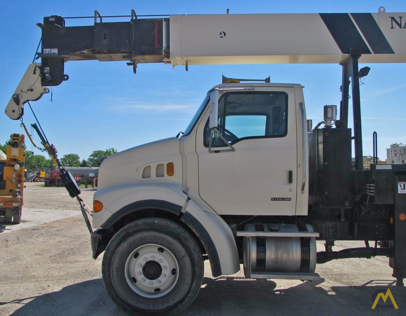2006 NATIONAL 900A 4