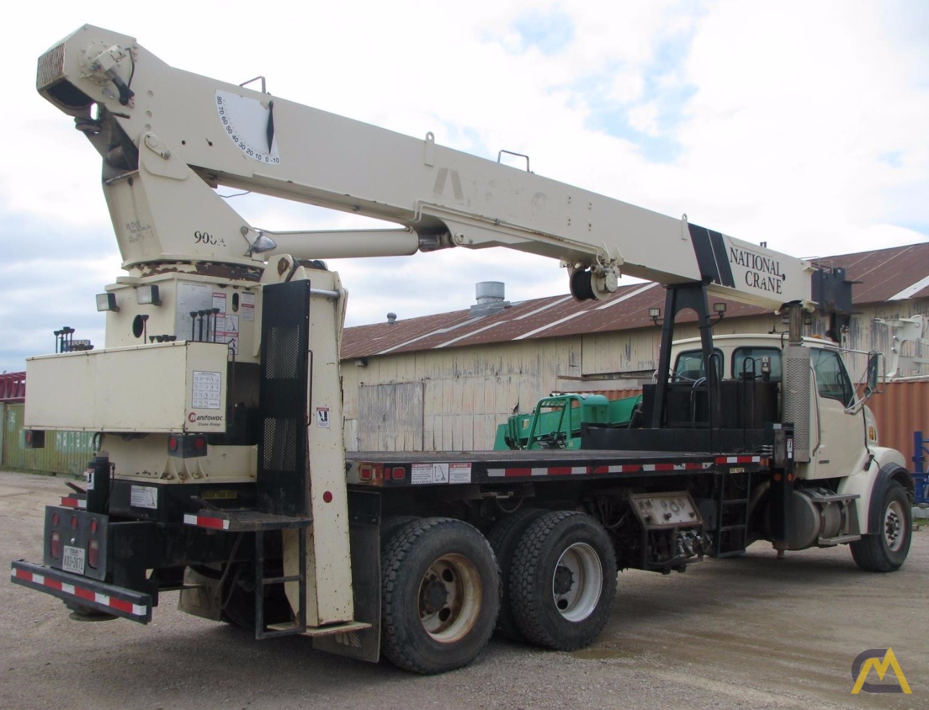 2006 NATIONAL 900A 2