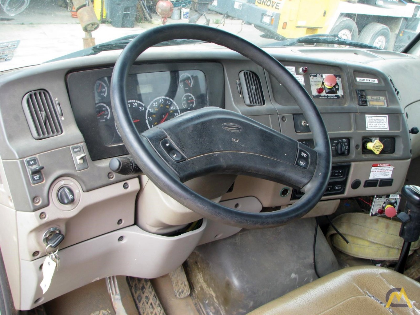 2006 NATIONAL 900A 7
