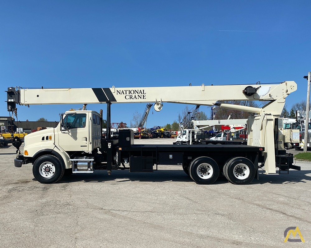2006 National 900A 26-Ton Boom Truck Crane 4