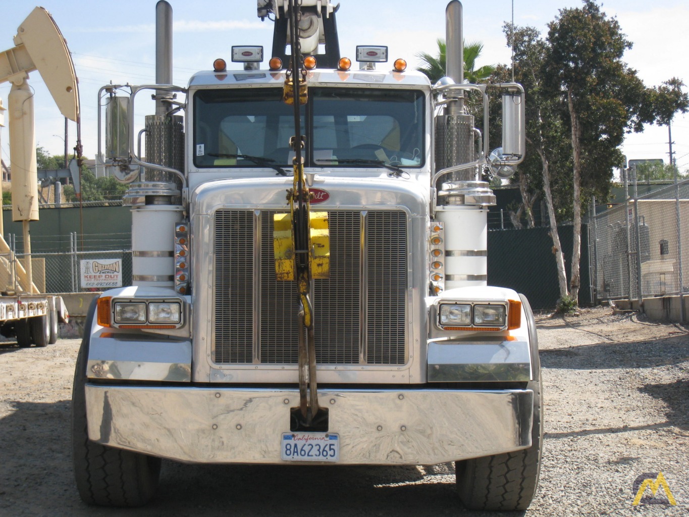2006 National-Peterbilt 851D 23-Ton Boom Truck Crane; CranesList ID: 311, 6
