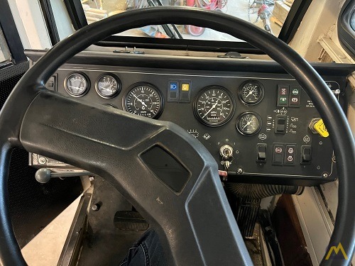 2006 Terex T 340-1XL 40-Ton Telescopic Truck Crane 8