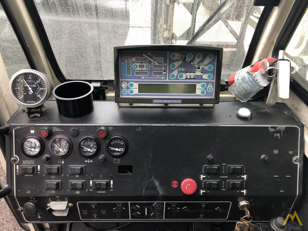 2006 Terex T-340XL 40-Ton Telescopic Truck Crane 8