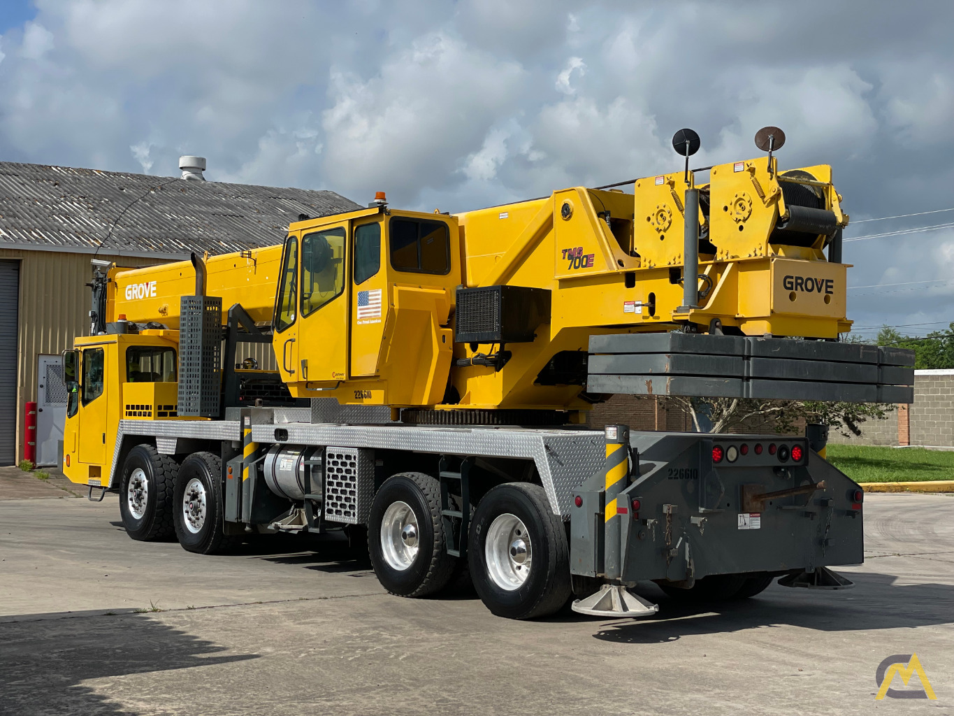 2007 Grove TMS700E 60-Ton Telescopic Truck Crane 2