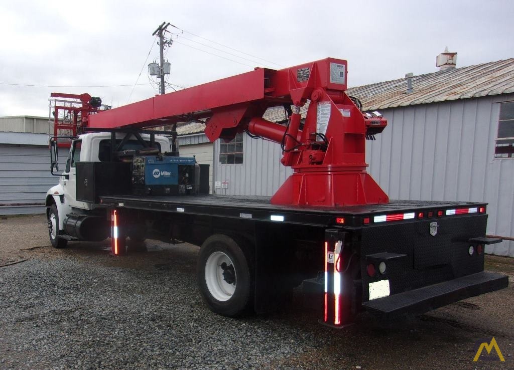 Skyhoist RX87 92' Sign Crane on International 4400 3