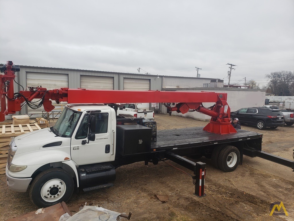 Skyhoist RX87 92' Sign Crane on International 4400 12