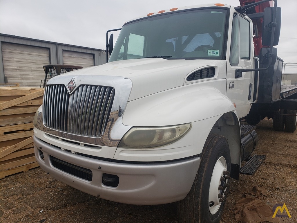 Skyhoist RX87 92' Sign Crane on International 4400 17