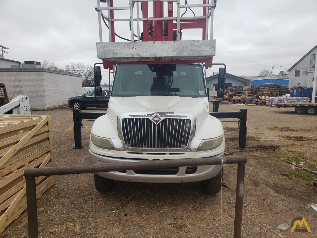 Skyhoist RX87 92' Sign Crane on International 4400 15