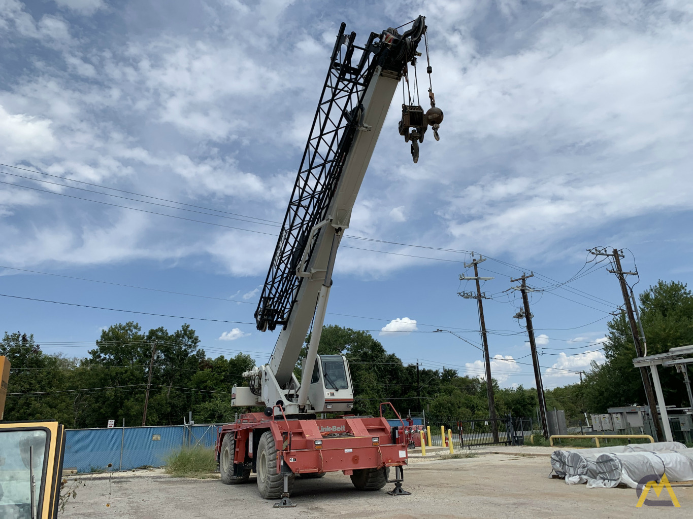 2007 Link-Belt RTC-8050 50-Ton Rough Terrain Crane 3