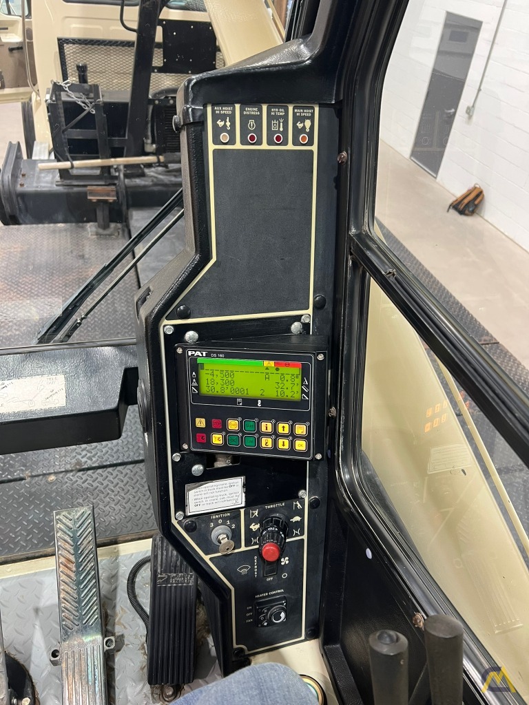 2007 National 18127 40-Ton Boom Truck Crane 8