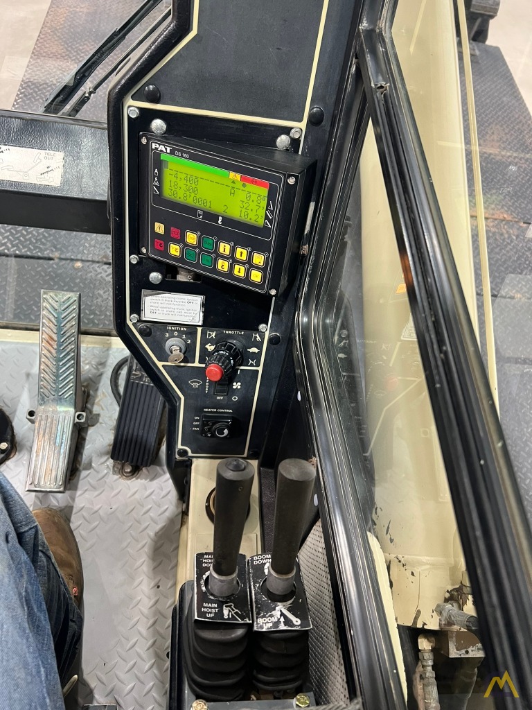 2007 National 18127 40-Ton Boom Truck Crane 10