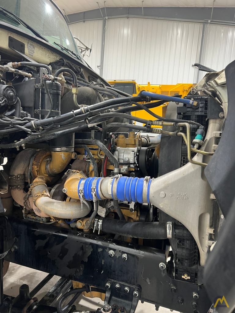 2007 National 18127 40-Ton Boom Truck Crane 15